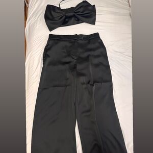 Chic Black Wide Leg Pants with Flowing Silhouette